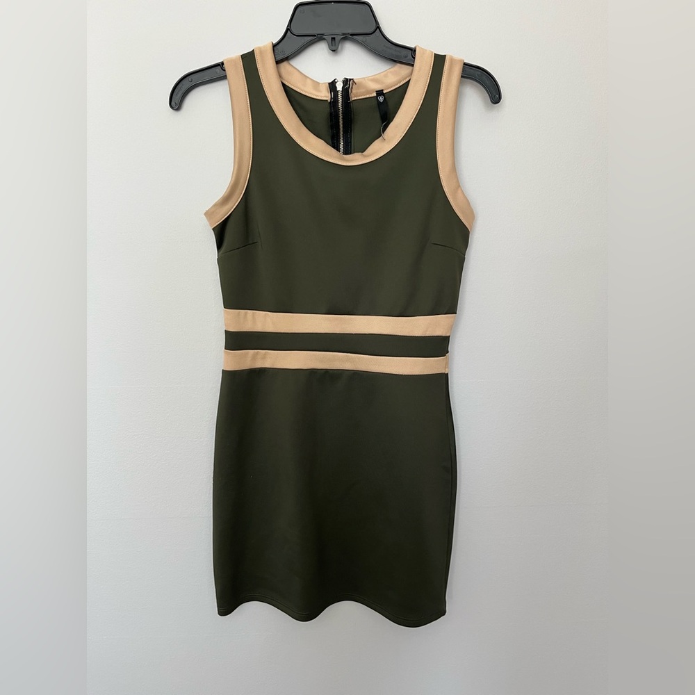 Elegant Olive Green and Tan Sleeveless Dress